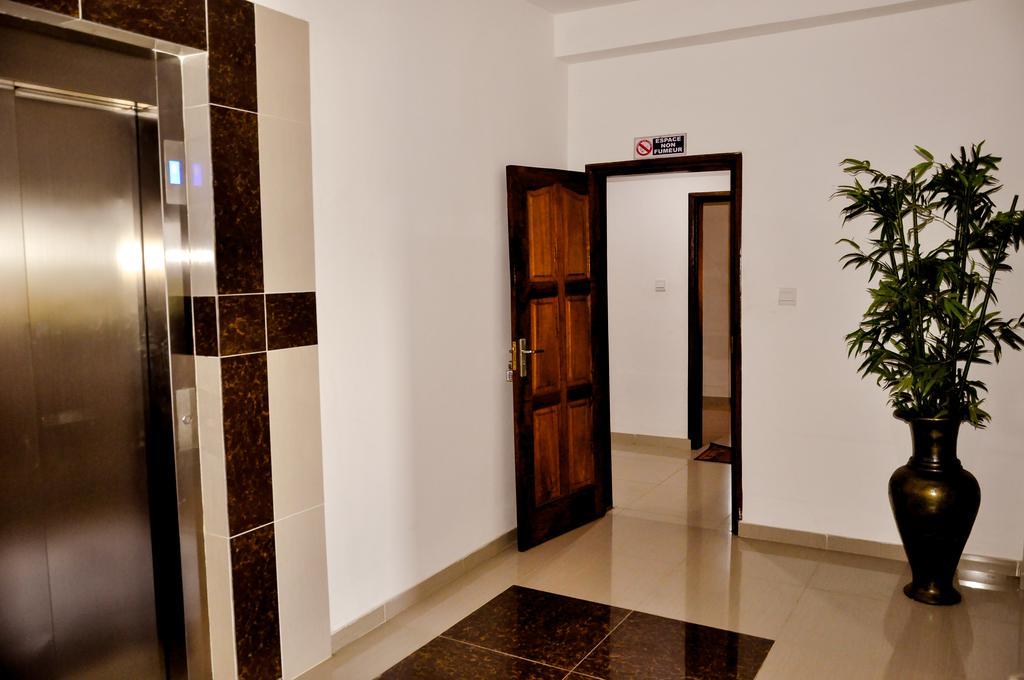 Guest House Lumen 로메 외부 사진